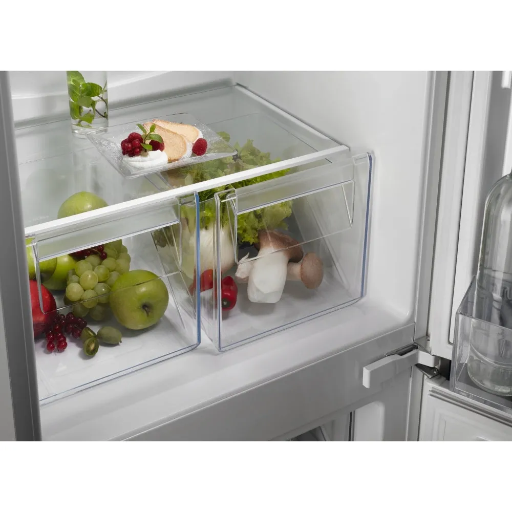 AEG OSC5S185ES Fully Integrated 50/50 Fridge Freezer Low Frost with Sliding Hinge,E Rated