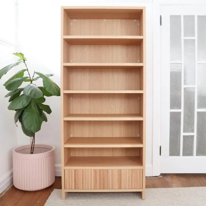 Alice Bookcase / Display Unit