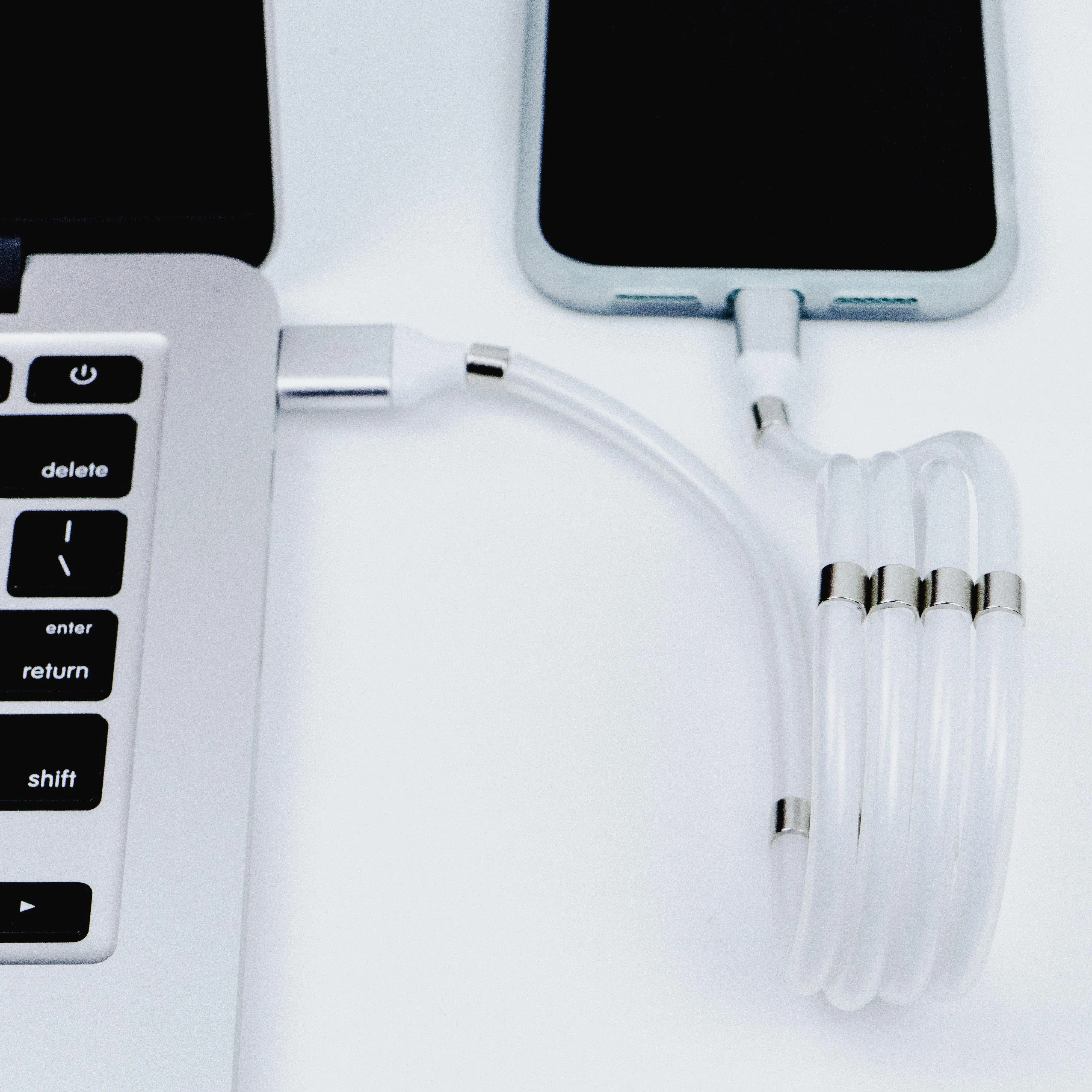 [BUY 1 GET 1 FREE] ZEERA Magnetic Charging Cable