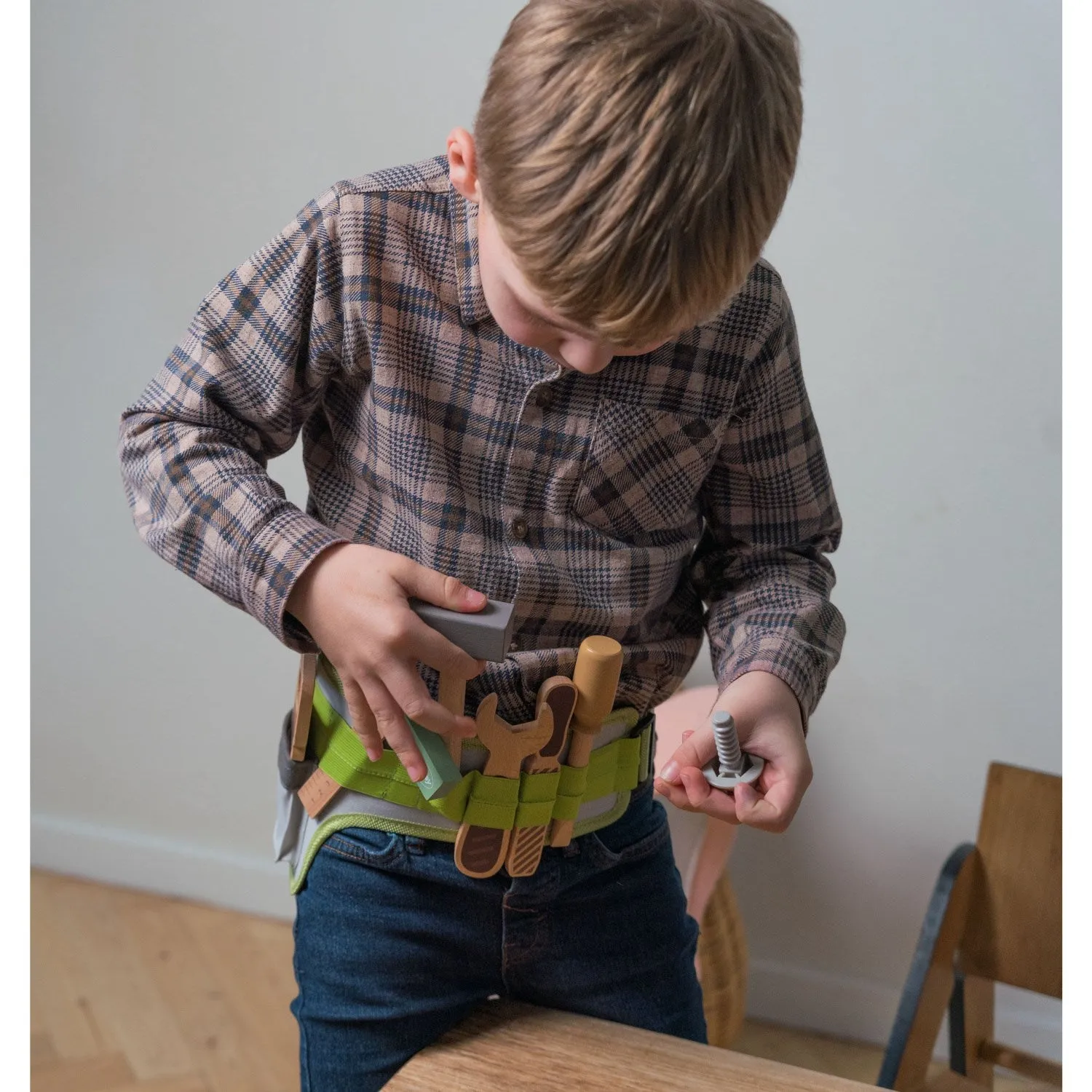 Dantoy Tool Belt Wooden in Gift Boxes 11 Pieces