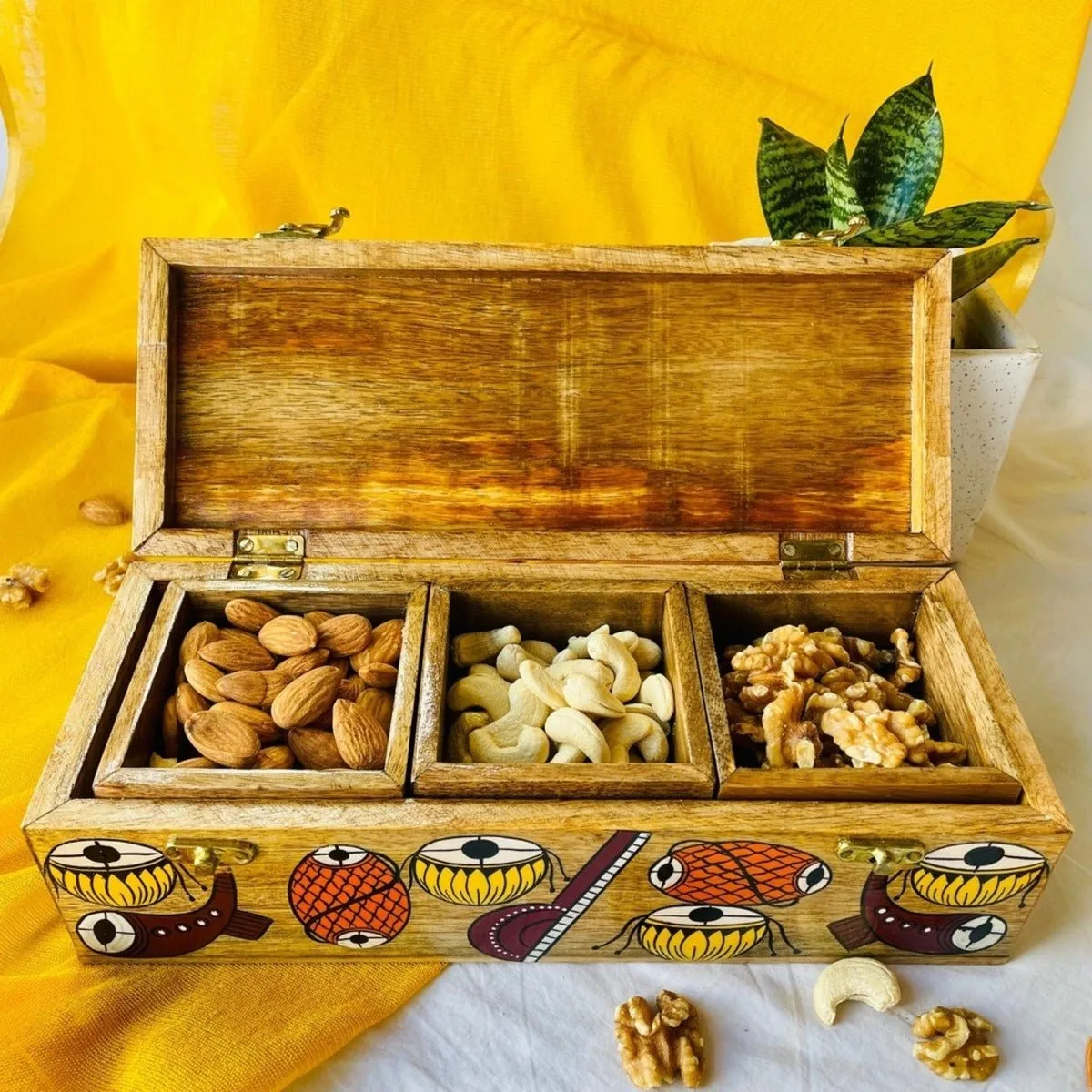 Gajagamini Dry Fruits Wooden Box