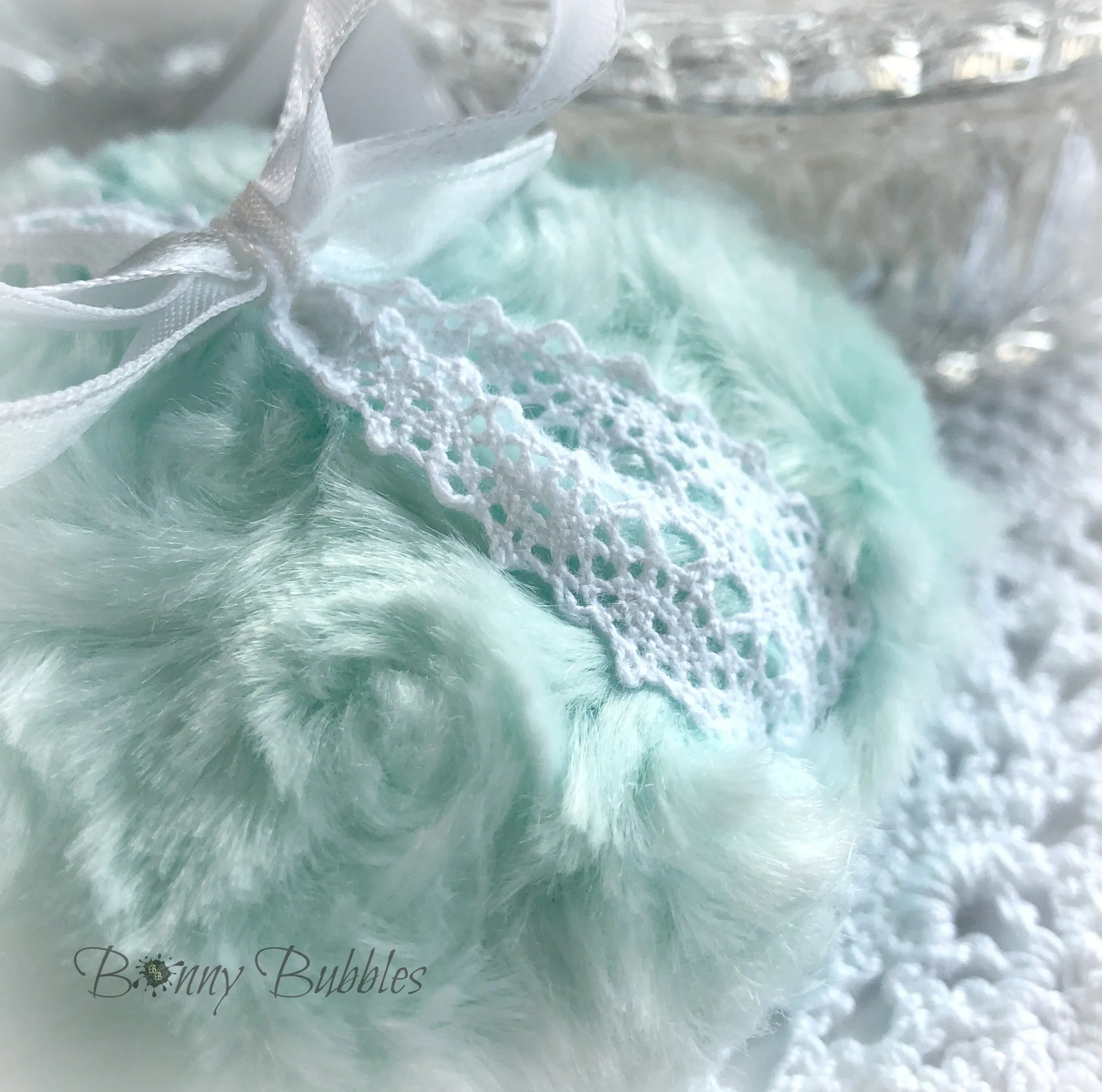 Powder Puff - mint green, 4 inch